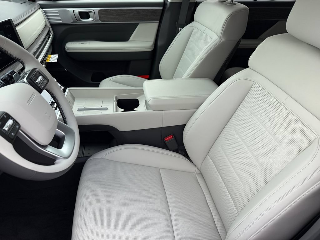 New 2027 Hyundai Santa Fe Calligraphy FWD image 10