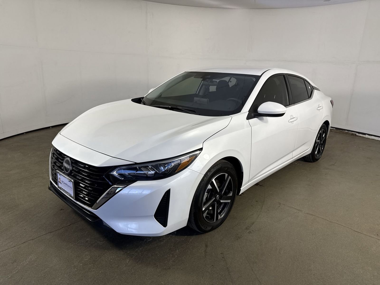 Certified 2025 Nissan Sentra SV image 25