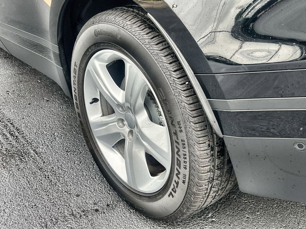 Certified 2026 Land Rover Range Rover Velar S image 11