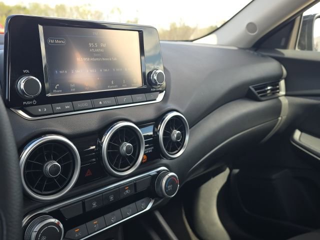 Used 2025 Nissan Sentra S FWD image 21