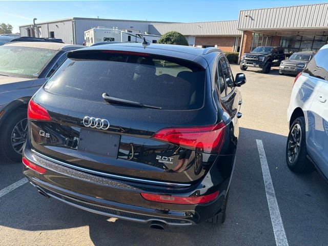 Used 2017 Audi Q5 2.0T Premium Plus w/ Technology Package AWD/4WD image 3