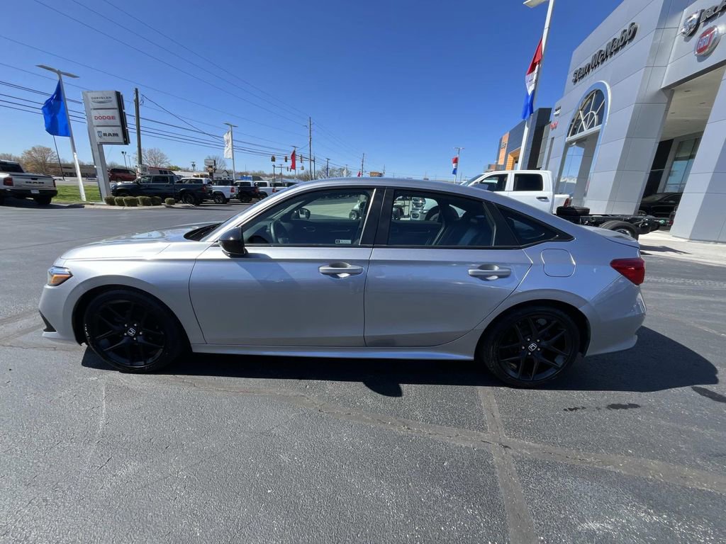Used 2023 Honda Civic Sport image 4