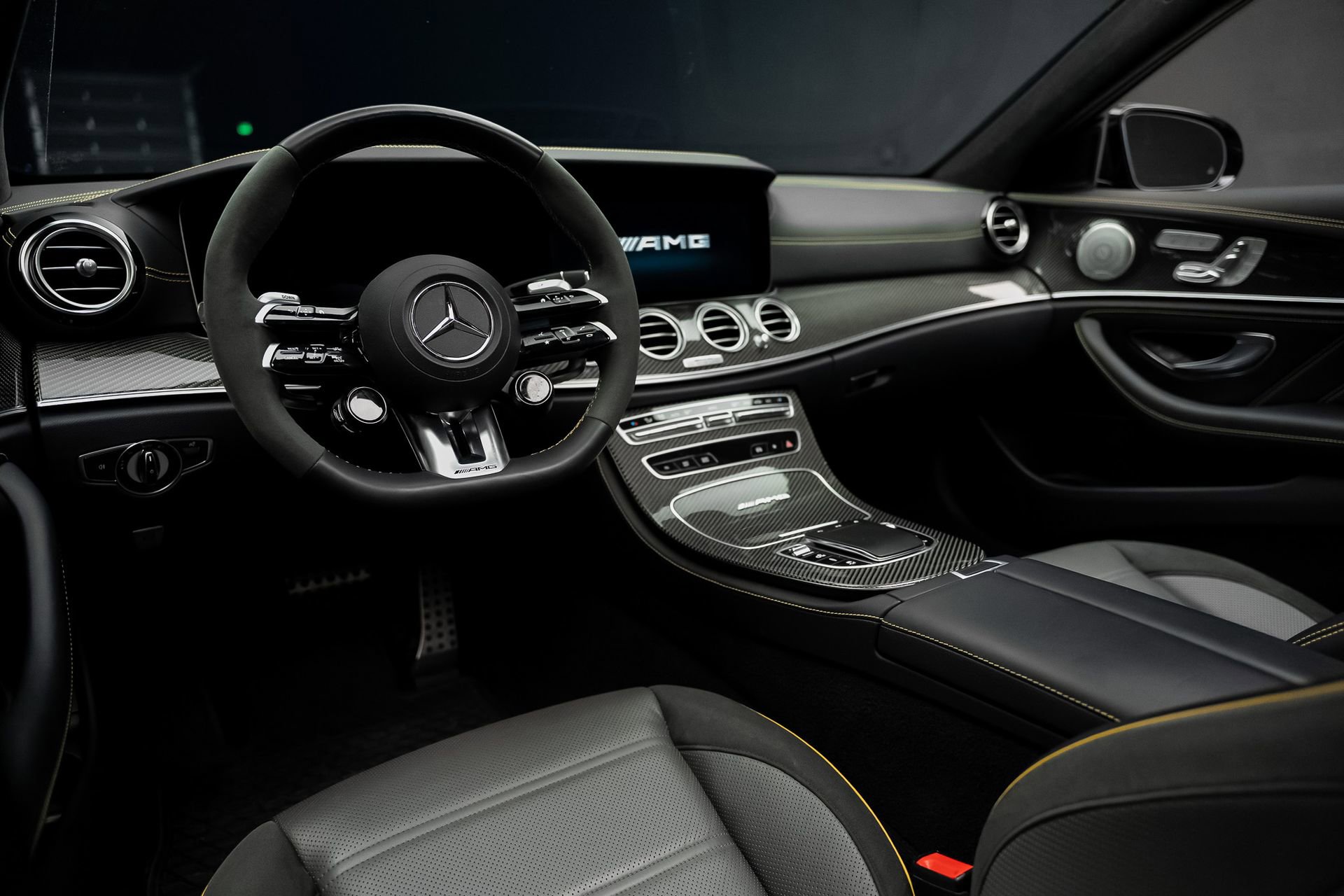 Used 2023 Mercedes-Benz E 63 AMG S image 2