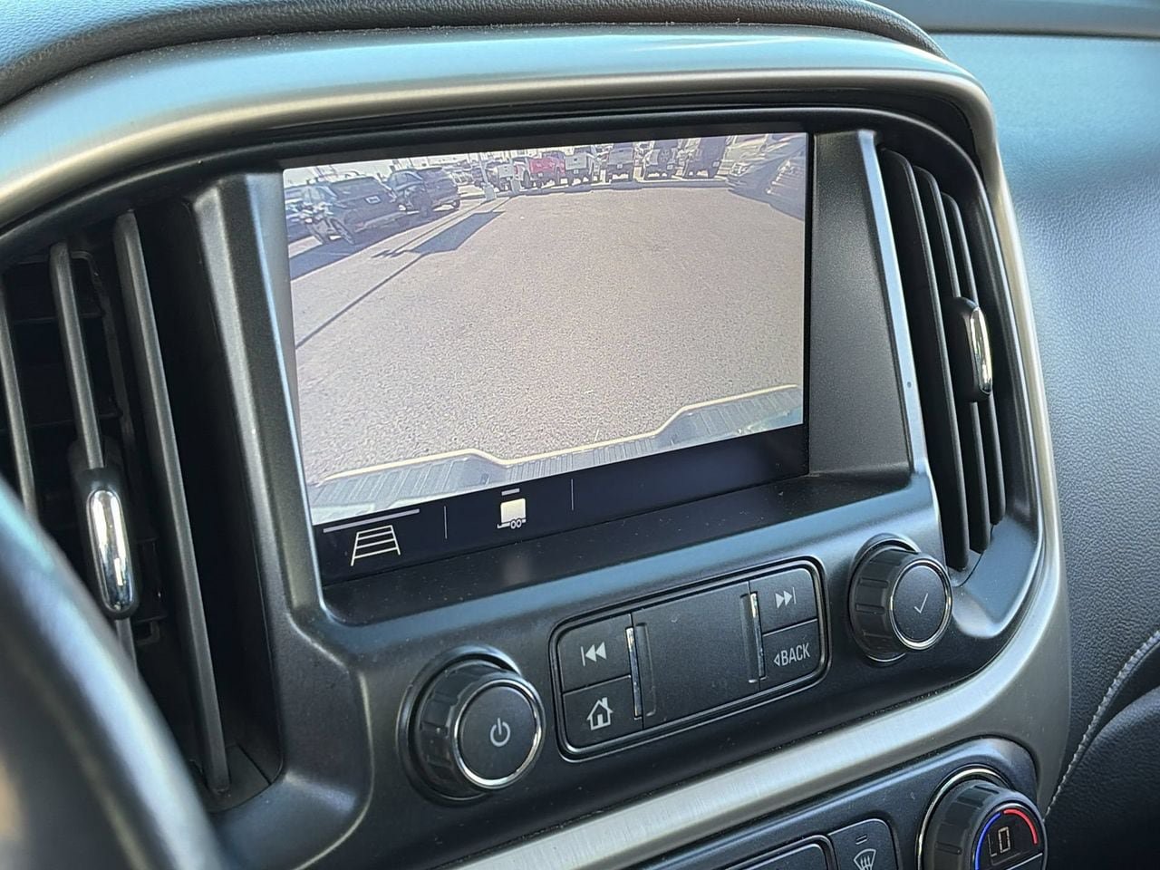 Used 2020 GMC Canyon Denali RWD image 25