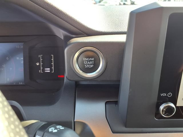 Used 2025 Toyota 4Runner SR5 AWD/4WD image 29