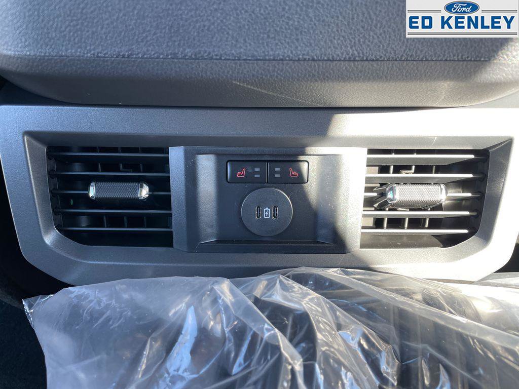 New 2026 Ford F350 Lariat image 7