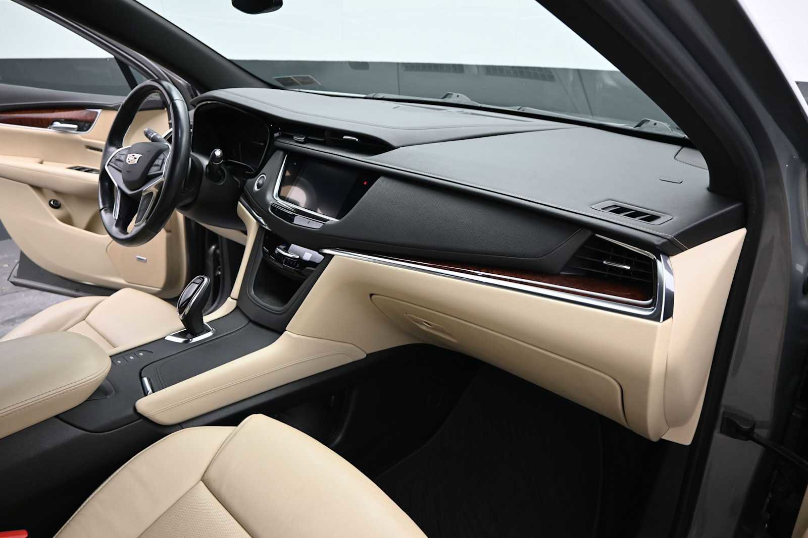 Used 2019 Cadillac XT5 Luxury AWD/4WD image 22