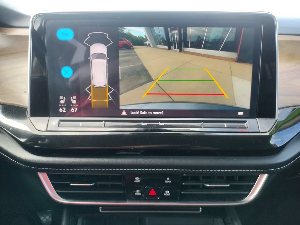 Used 2025 Volkswagen Atlas SE FWD image 5