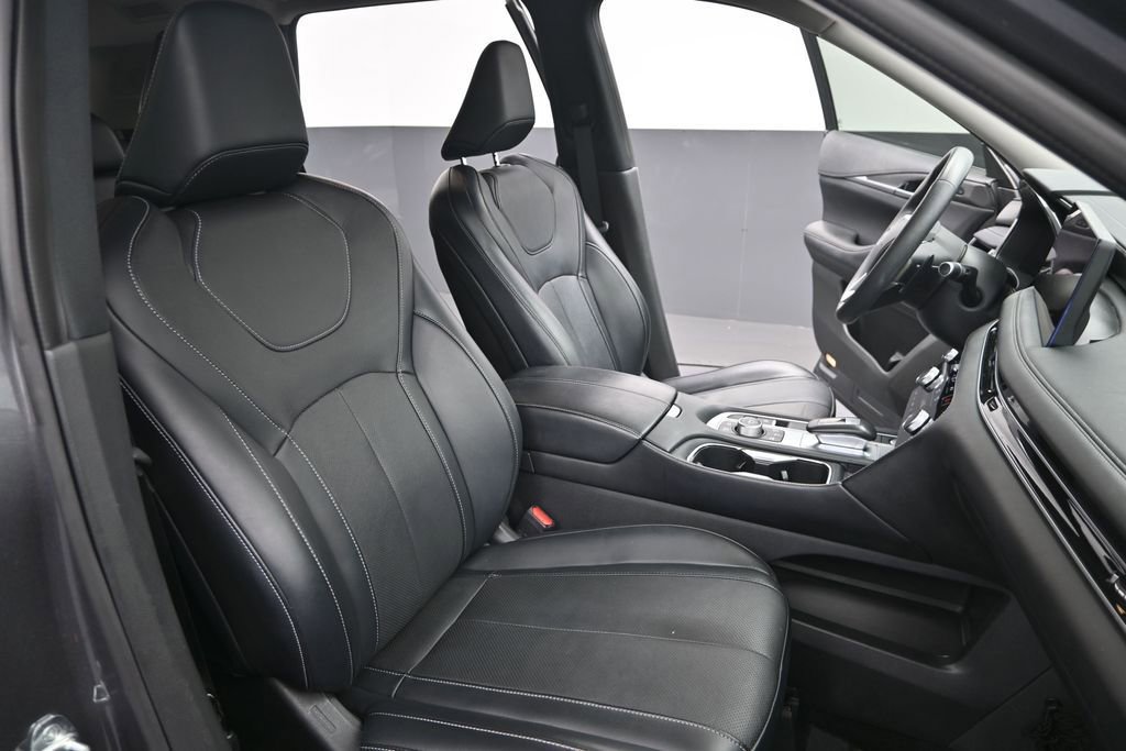 Used 2023 INFINITI QX60 Luxe w/ Cargo Package AWD/4WD image 28