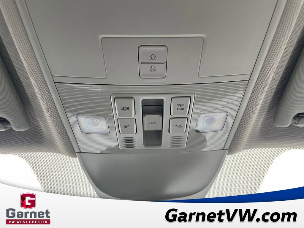 New 2026 Volkswagen Taos SE image 31