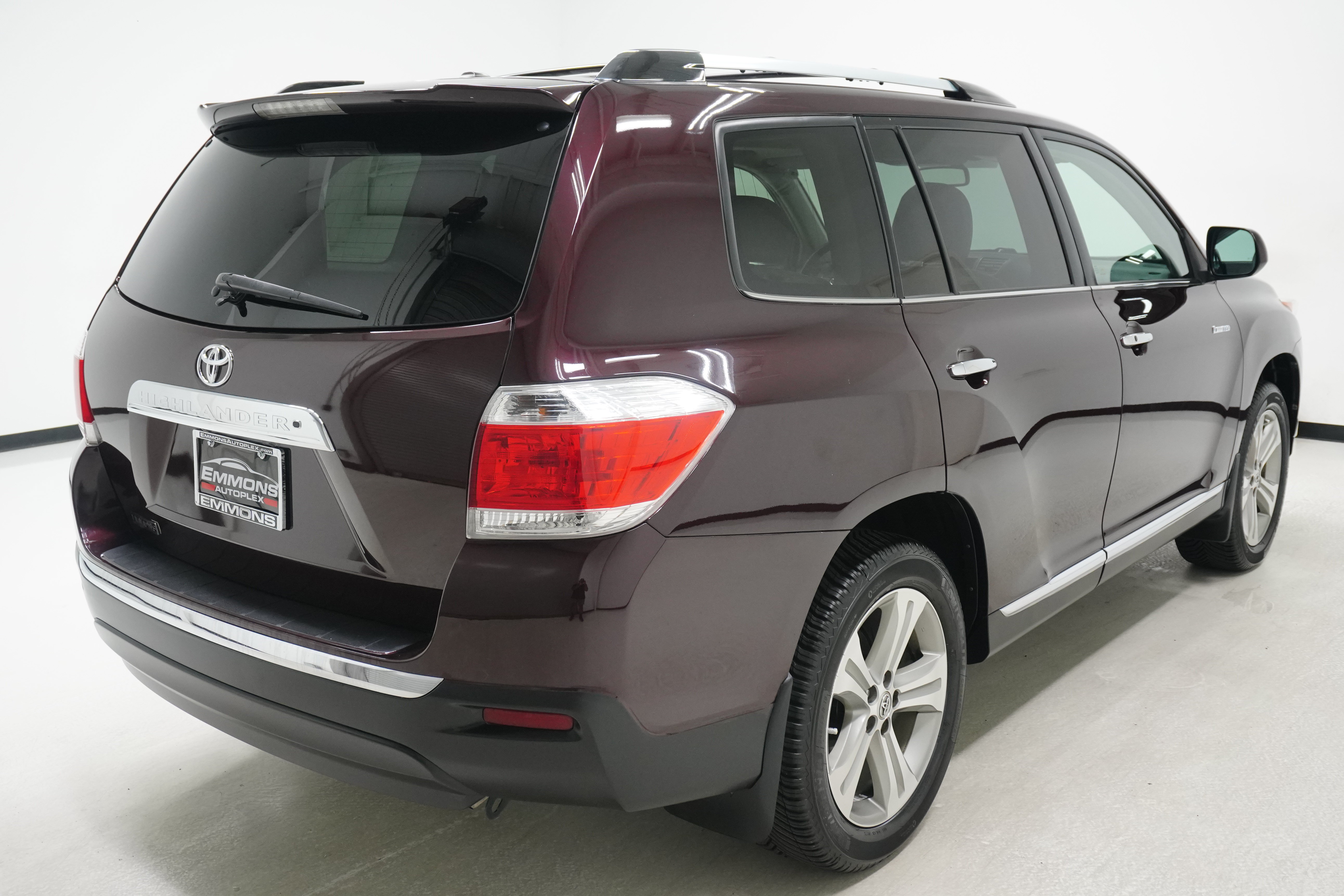 Used 2013 Toyota Highlander Limited FWD image 4