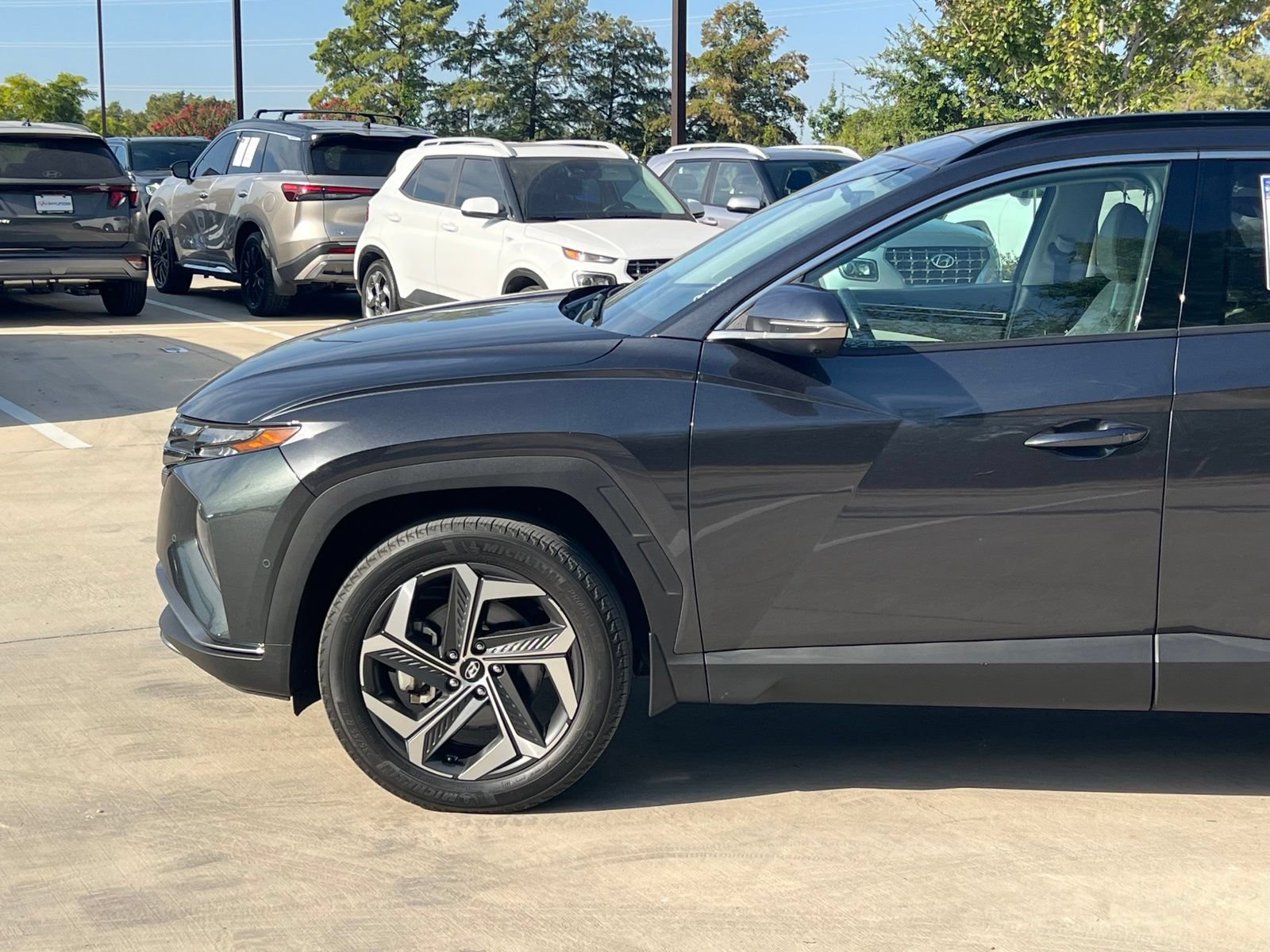Used 2023 Hyundai Tucson Limited AWD/4WD image 7