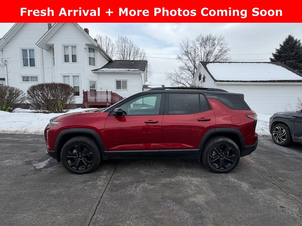 Used 2025 Chevrolet Equinox LT w/ Convenience Package II image 3