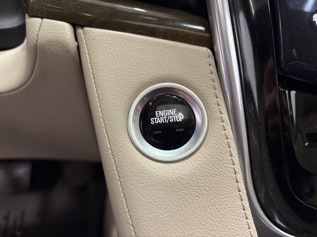 Used 2020 Cadillac Escalade Premium Luxury image 22