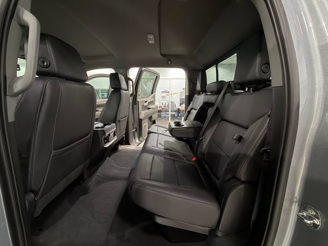 Used 2023 GMC Sierra 1500 SLT w/ SLT Premium Plus Package AWD/4WD image 13