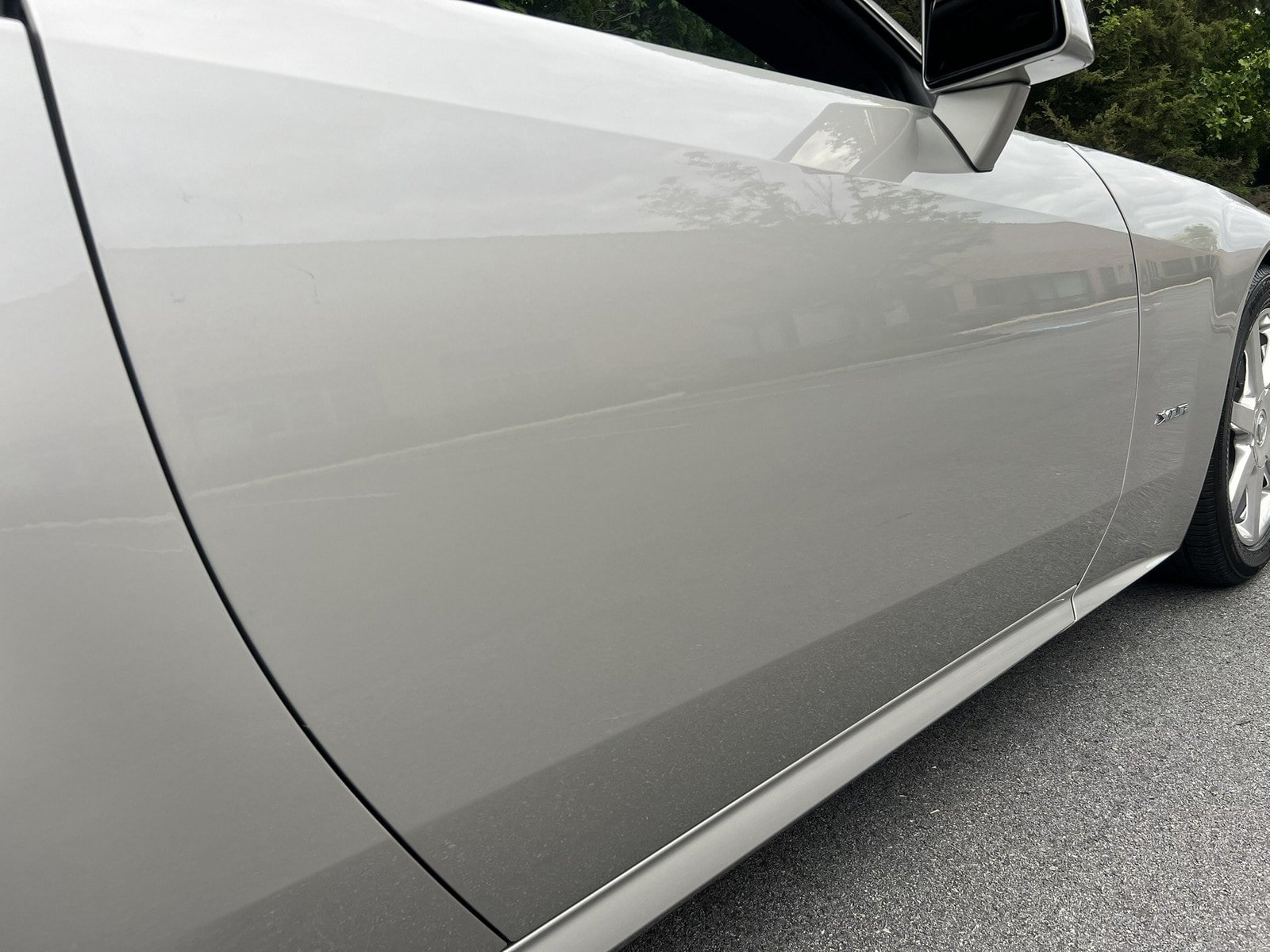 Used 2004 Cadillac XLR RWD image 75