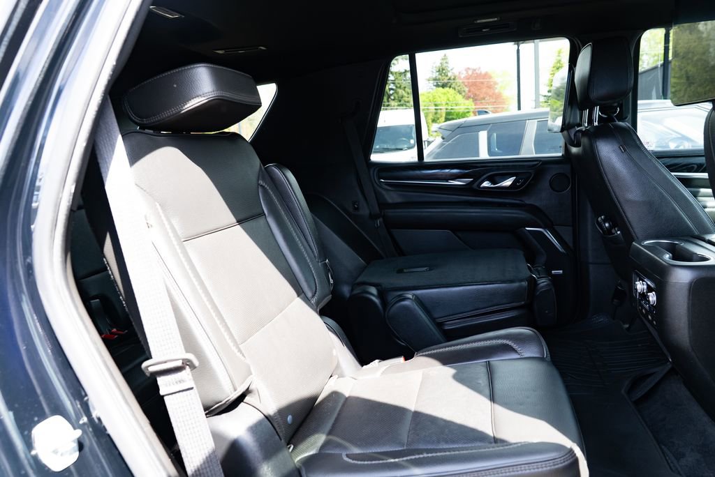 Used 2021 GMC Yukon Denali w/ Denali Premium Package AWD/4WD image 23