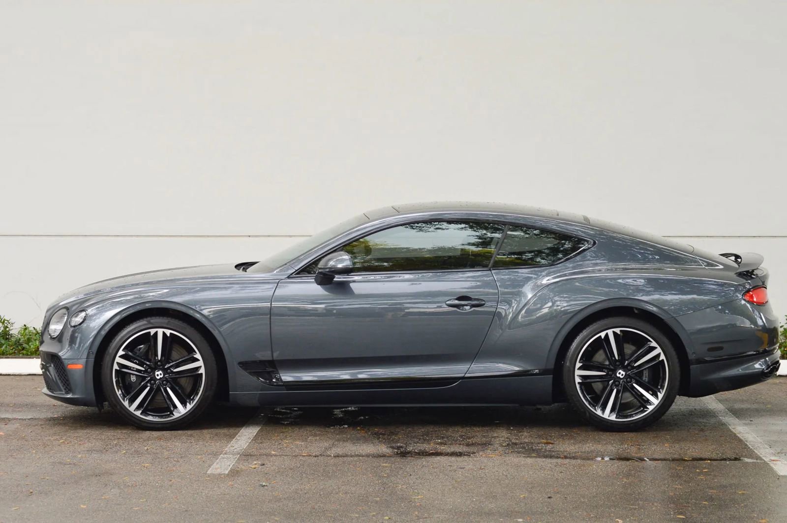 Used 2021 Bentley Continental GT image 6