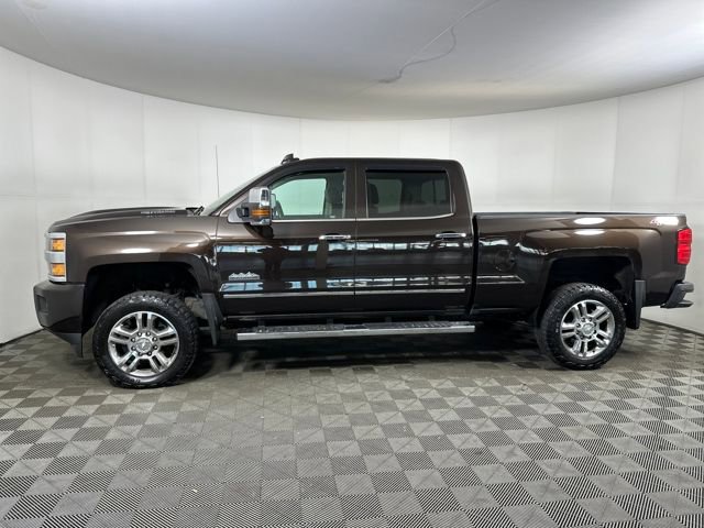Used 2018 Chevrolet Silverado 2500 High Country w/ Duramax Plus Package image 6