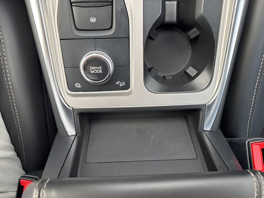 Used 2023 Ford Explorer XLT w/ Equipment Group 202A image 28