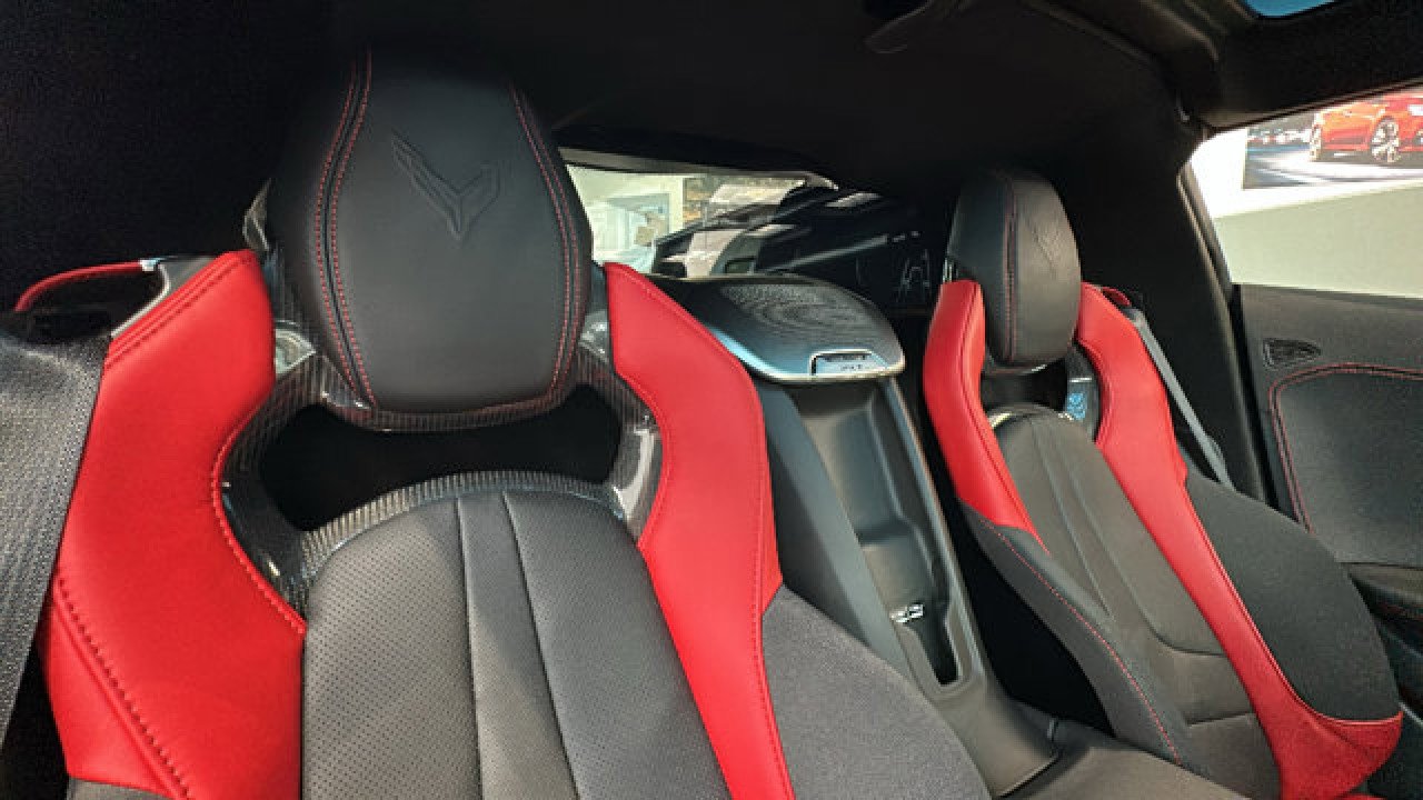 Used 2023 Chevrolet Corvette Z06 image 27