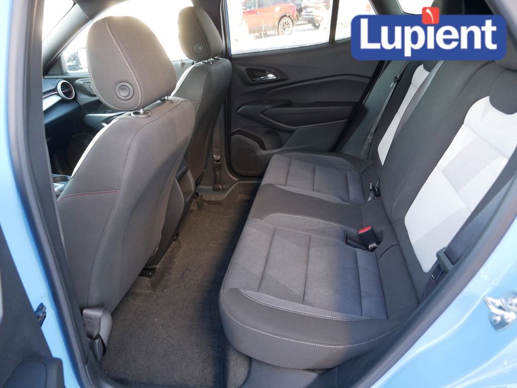 Used 2024 Chevrolet Trax RS image 15