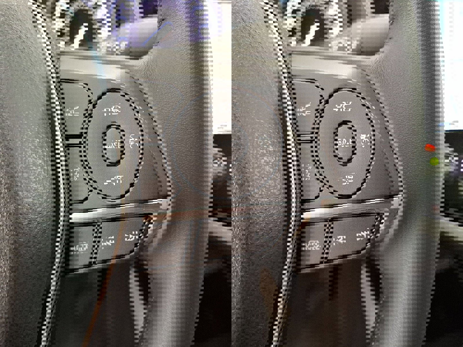 Certified 2018 Toyota Camry XLE w/ Driver Assist Package image 18