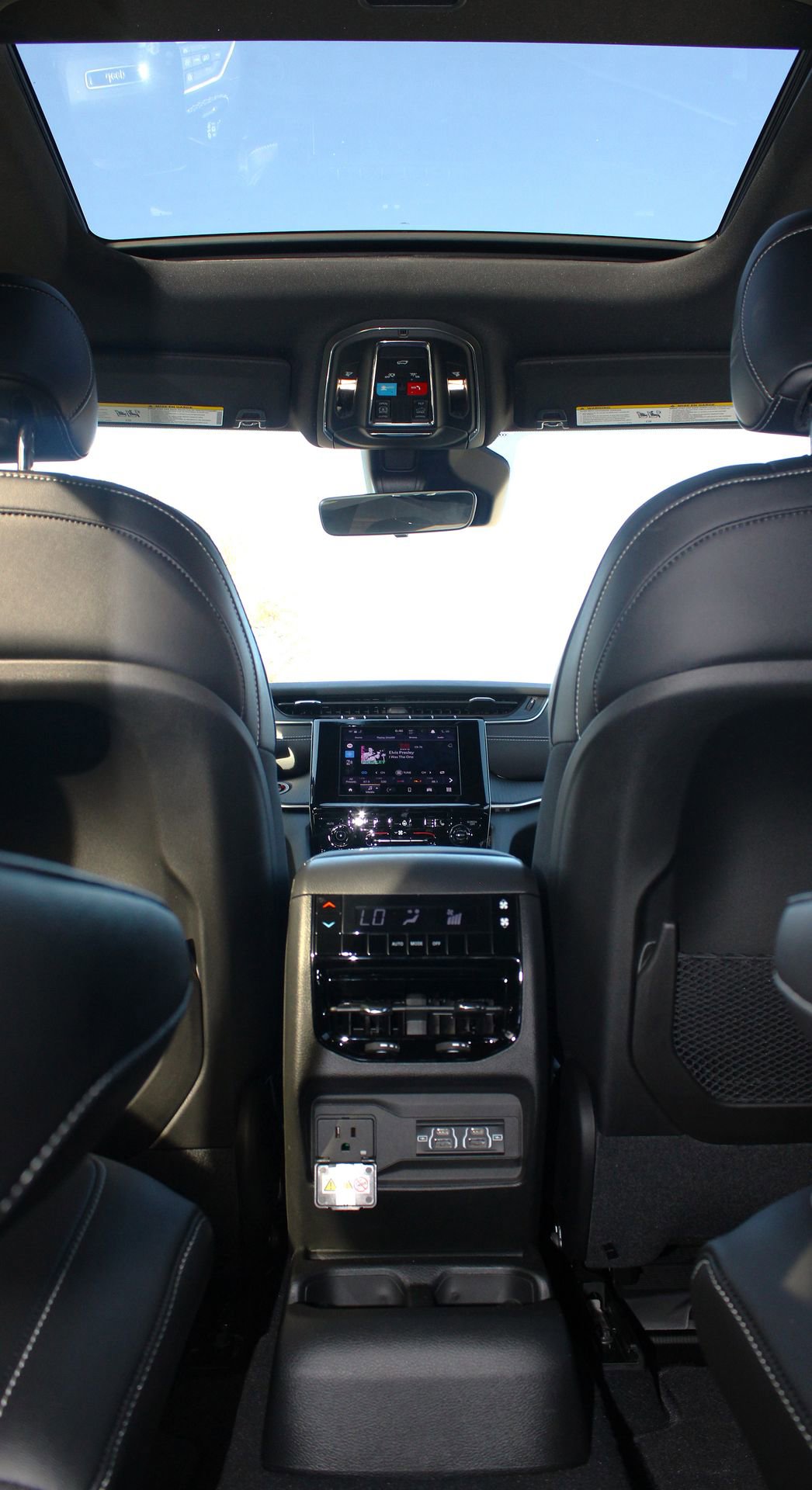 New 2025 Jeep Grand Cherokee L Altitude image 15