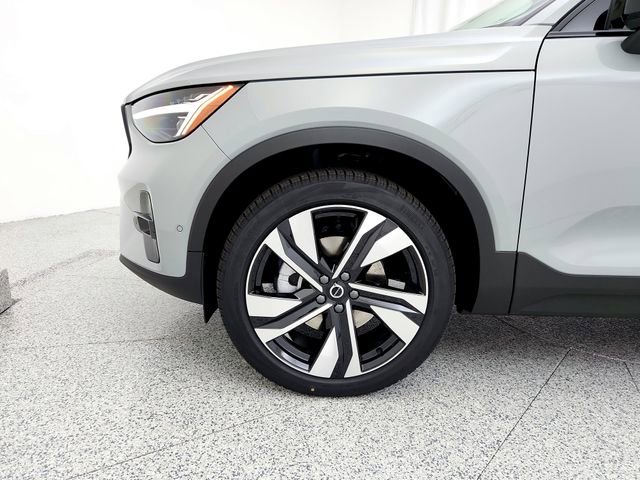 New 2026 Volvo XC40 B5 Ultra w/ Climate Package image 25