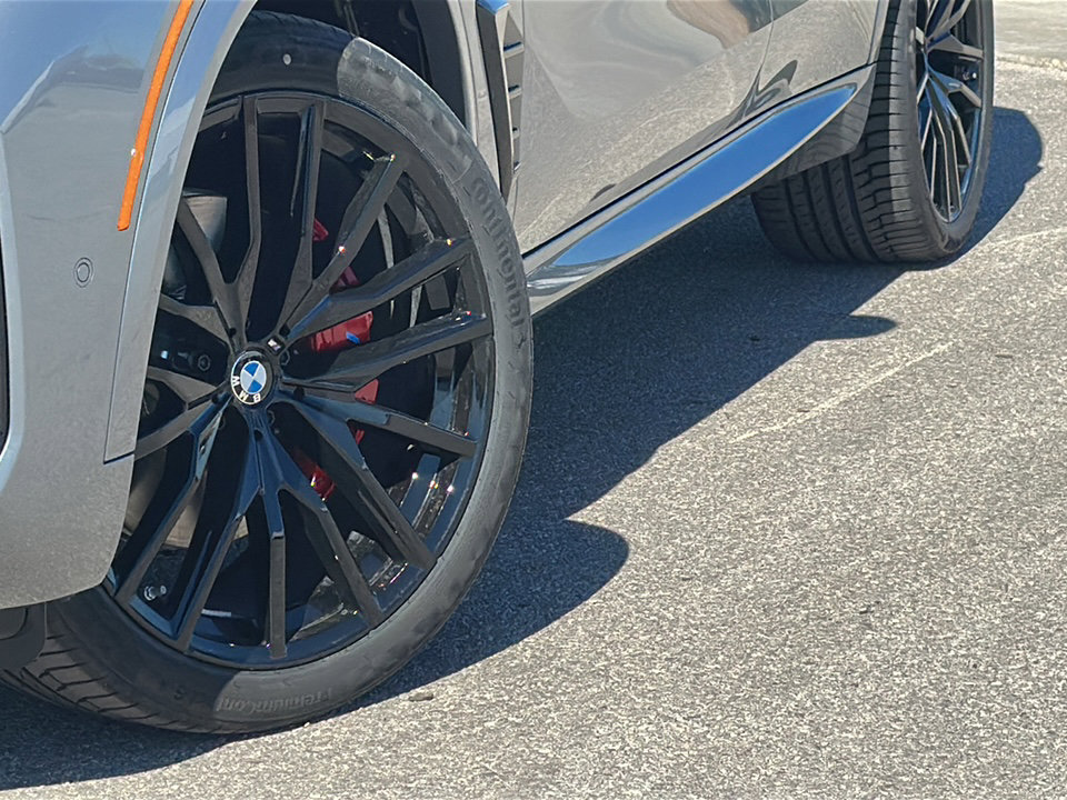 New 2026 BMW X5 xDrive40i w/ M Sport Package image 3