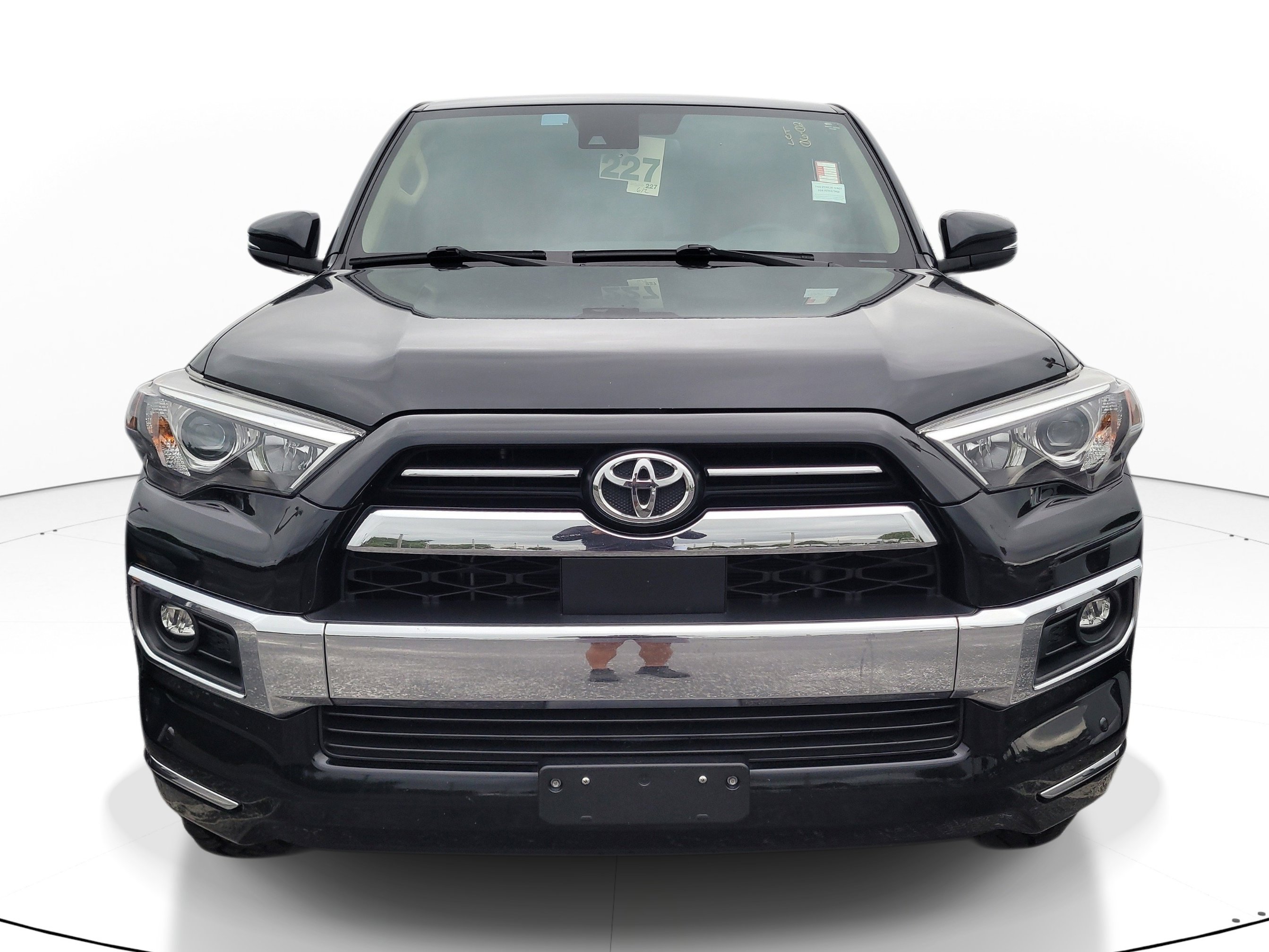 Used 2021 Toyota 4Runner Limited AWD/4WD image 2