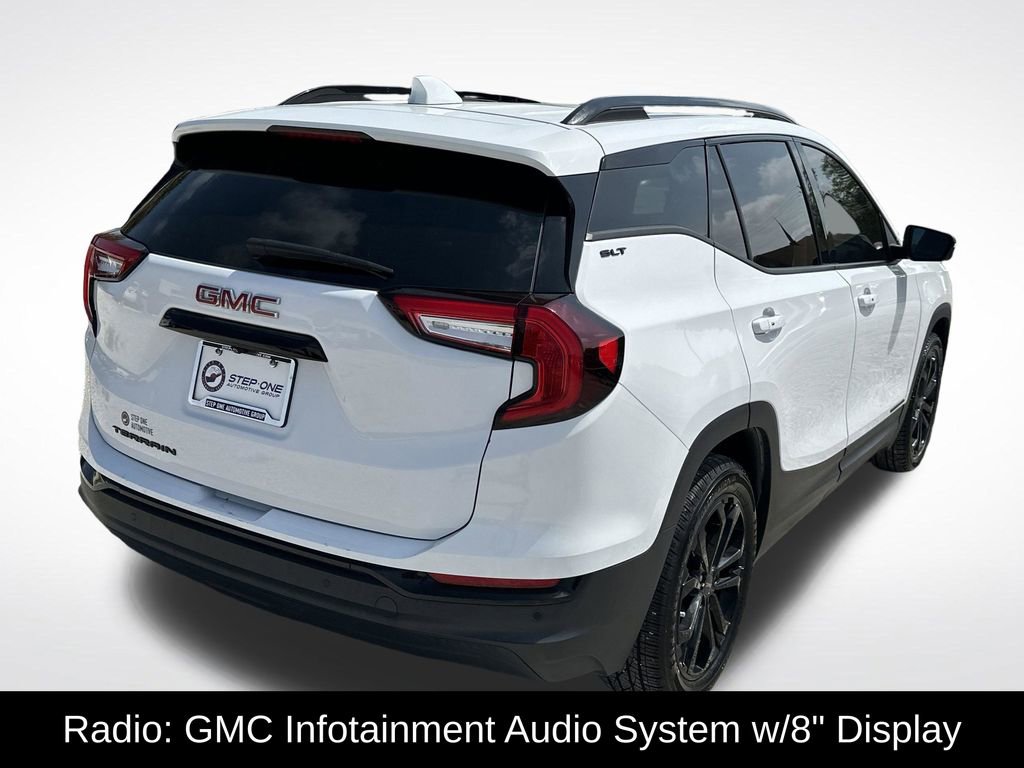 Used 2022 GMC Terrain SLT w/ Elevation Edition FWD image 8