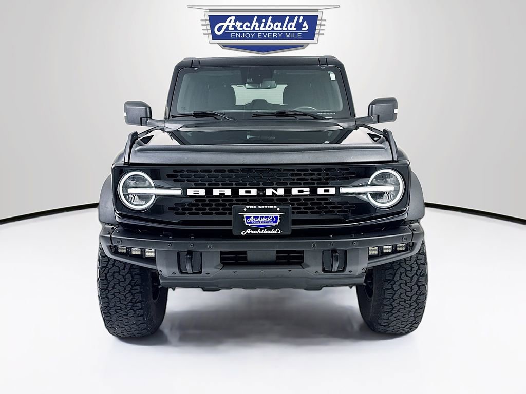 Used 2023 Ford Bronco Wildtrak image 2