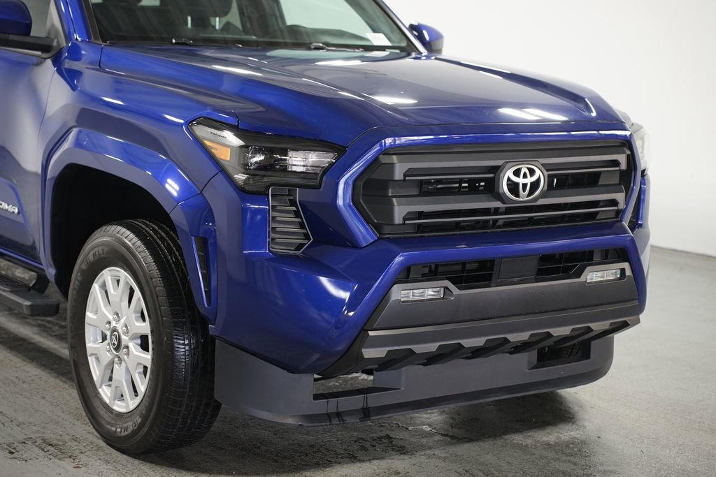 Certified 2024 Toyota Tacoma SR5 image 4