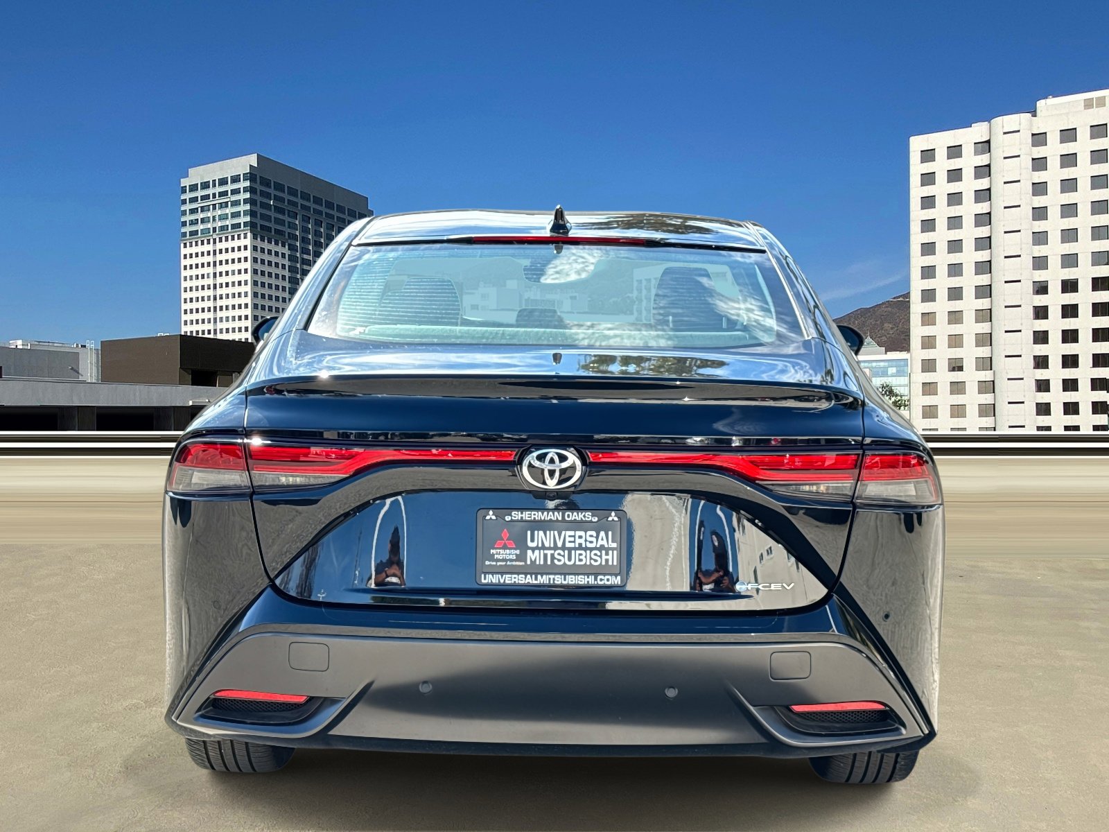 Used 2024 Toyota Mirai w/ Advanced Technology Package image 3