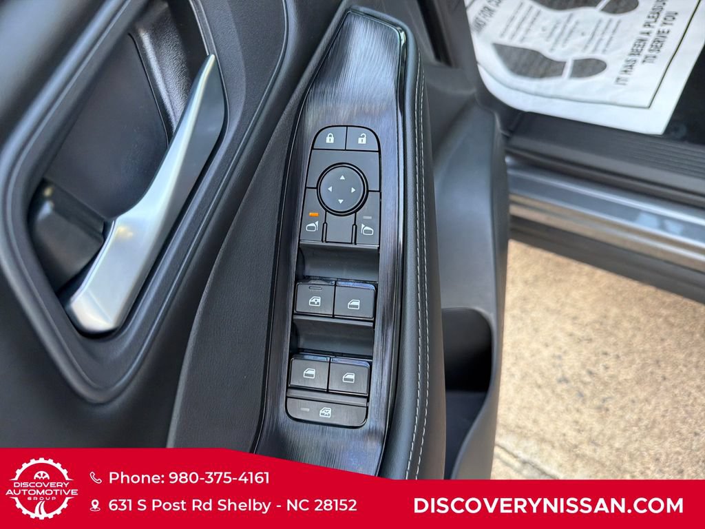 New 2026 Nissan Rogue SV AWD/4WD image 11
