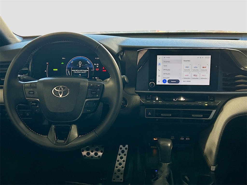 Used 2025 Toyota Camry SE w/ Convenience Package image 18