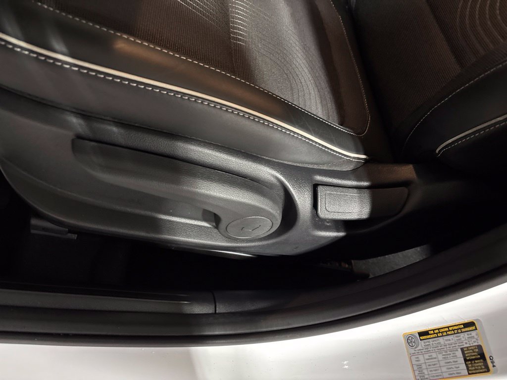 New 2026 Hyundai Venue SEL FWD image 14