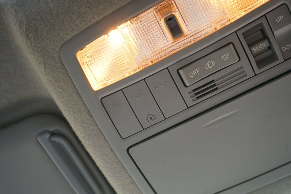 Used 2013 Toyota Highlander SE AWD/4WD image 24