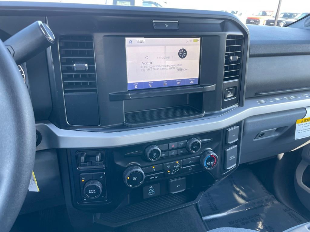 New 2026 Ford F250 XLT w/ FX4 Off-Road Package image 11