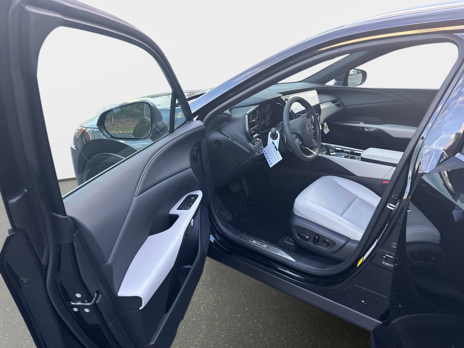 New 2026 Lexus RX 350 image 17