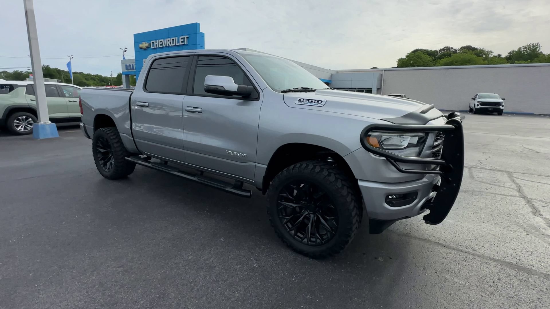 Used 2023 RAM 1500 Big Horn AWD/4WD image 2