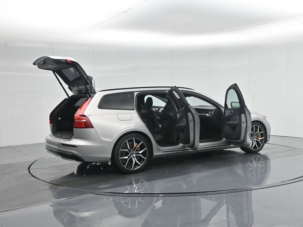 Used 2024 Volvo V60 T8 Polestar w/ Protection Package Premier image 5