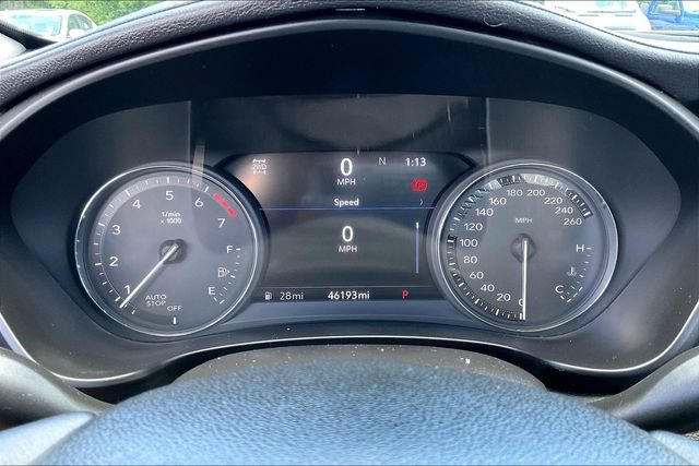 Certified 2023 Cadillac XT4 Premium Luxury w/ Technology Package AWD/4WD image 10