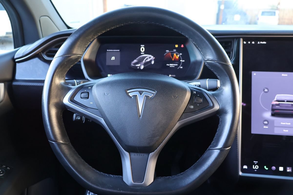 Used 2018 Tesla Model X 75D AWD/4WD image 16