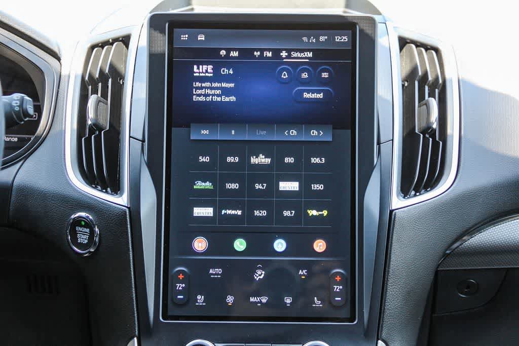 Used 2022 Ford Edge Titanium w/ Equipment Group 301A AWD/4WD image 15