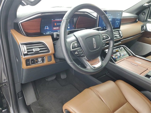 Used 2023 Lincoln Navigator Reserve image 20