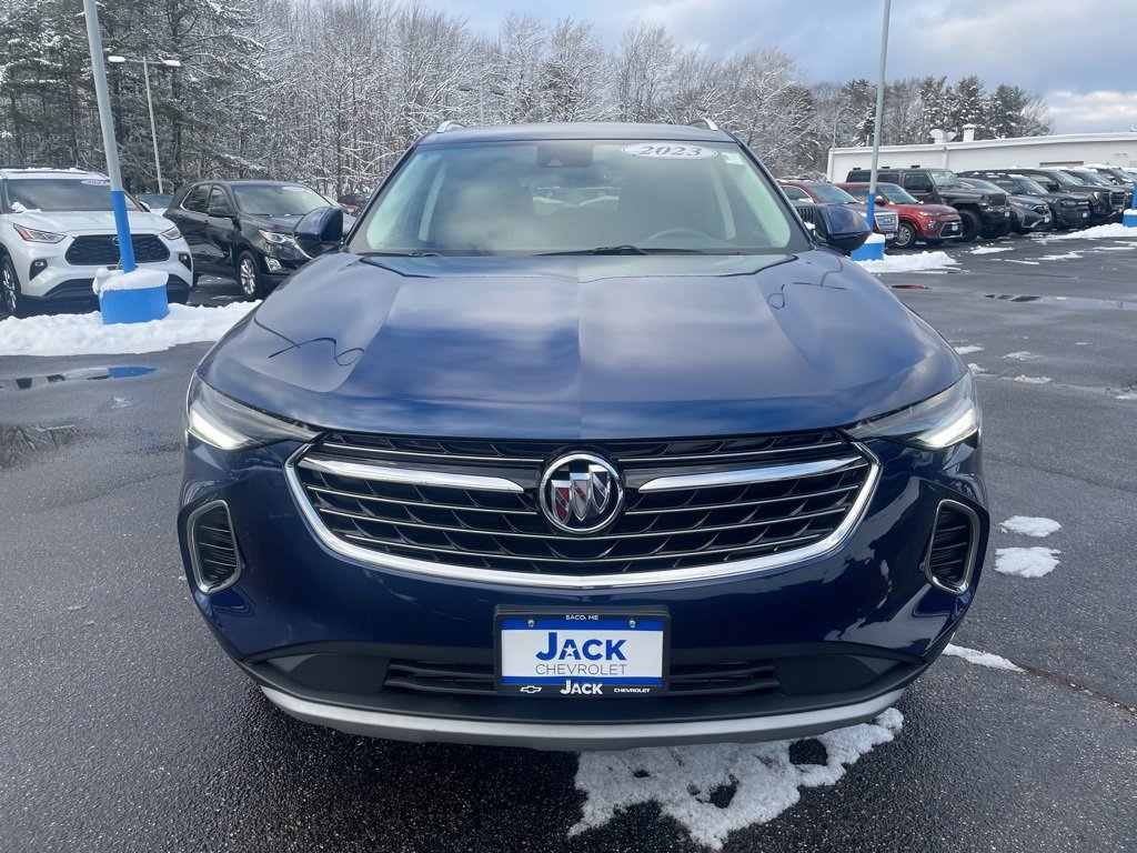 Used 2023 Buick Envision Essence image 2