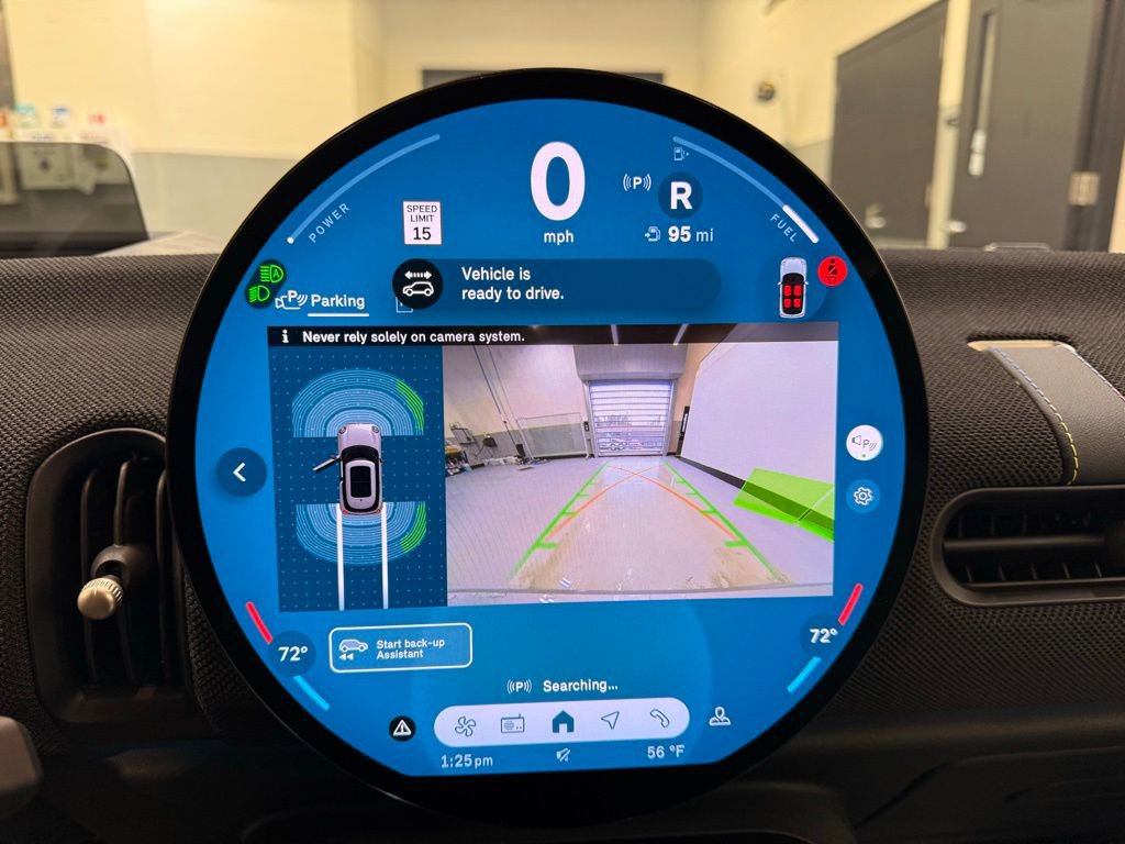 Used 2025 MINI Cooper 2-Door Hardtop image 17