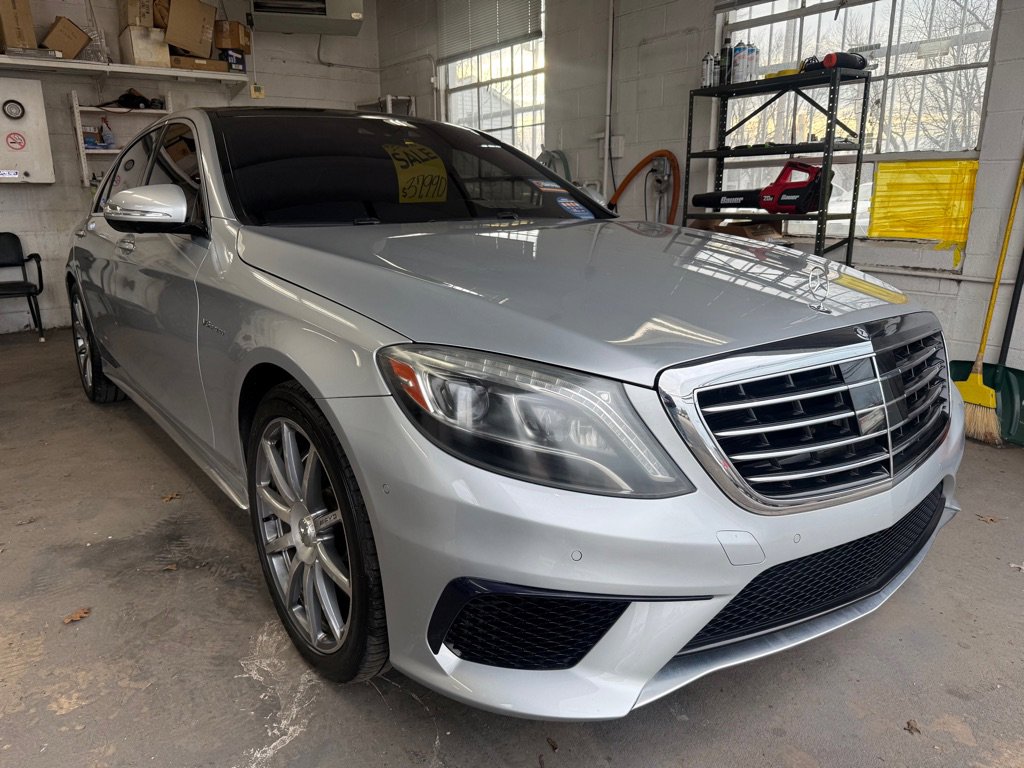Used 2015 Mercedes-Benz S 63 AMG 4MATIC Sedan image 3